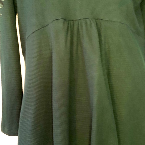 EUC One World Evergreen Waffle Weave Top, Size Large - Picture 13 of 15
